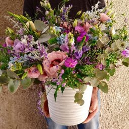 זר פרחים "קופנהגן" בבטון