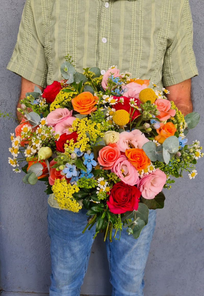 זר פרחים - אביבהלה