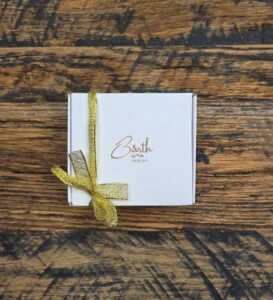 שוקולד סרט זהב 10 פרלינים